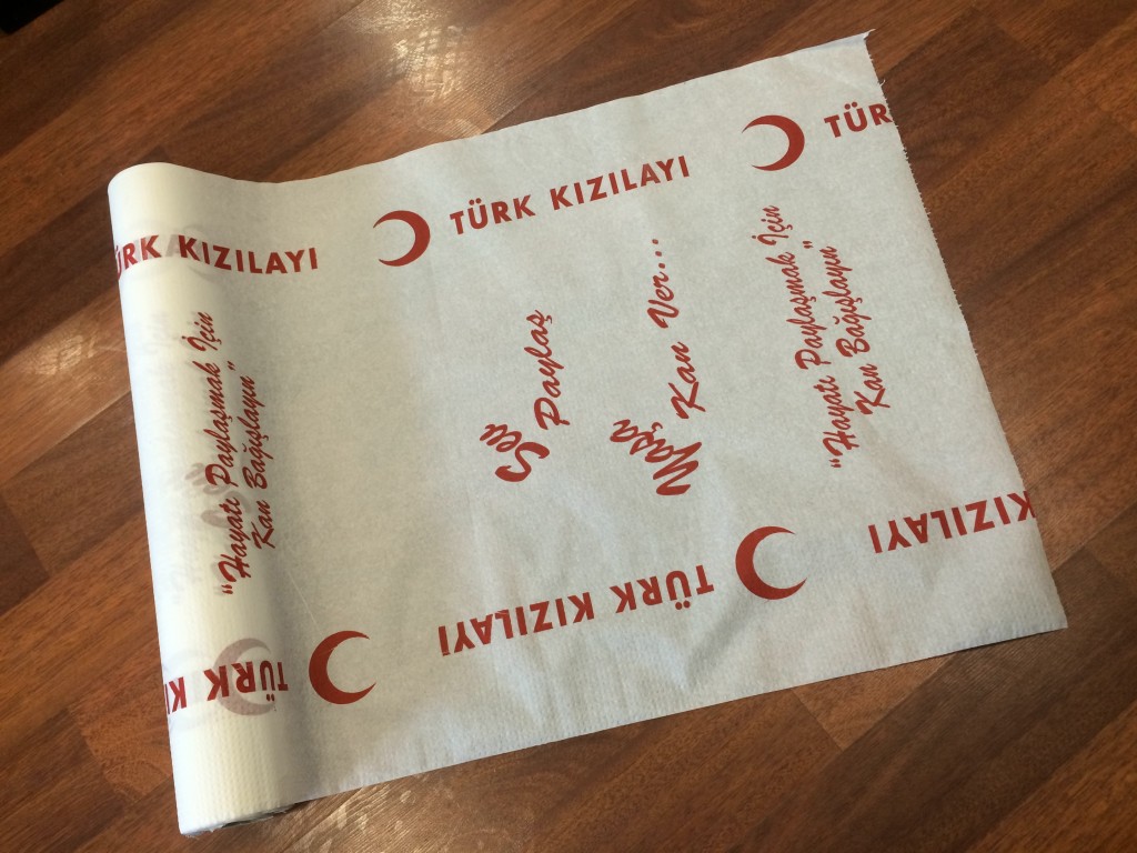 Türk Kızılayı Muayene Masa Örtüsü